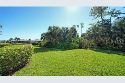 9601 Castle Point Drive #815, Sarasota, FL 34238 - Photo 31