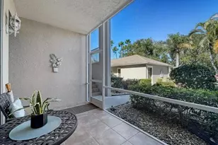 9601 Castle Point Dr, Sarasota, FL 34238 - Photo 5