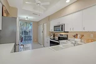 9601 Castle Point Dr, Sarasota, FL 34238 - Photo 11