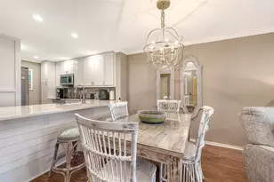 2039 Gulf of Mexico Dr, Longboat Key, FL 34228 - Photo 13