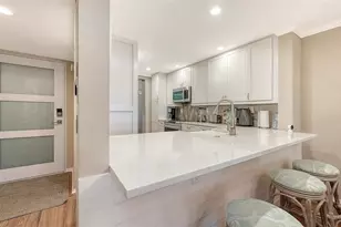 2039 Gulf of Mexico Dr, Longboat Key, FL 34228 - Photo 9