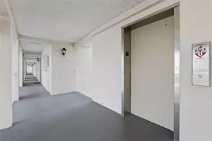 437 Cerromar Ln, Venice, FL 34293 - Photo 3