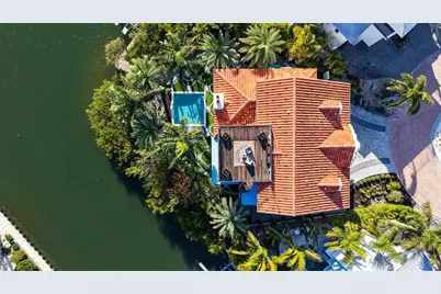 513 Villa Rosa Way, Anna Maria, FL 34216 - Photo 35