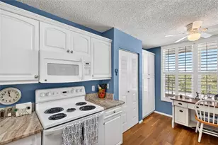 3750 Pinebrook Cir, Bradenton, FL 34209 - Photo 5