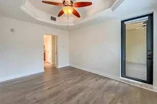 7710 Lake Vista Ct, Bradenton, FL 34202 - Photo 9