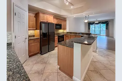 7710 Lake Vista Court #206, Bradenton, FL 34202 - Photo 3