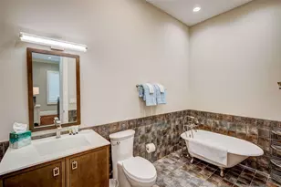 125 S Blvd Of Presidents, Sarasota, FL 34236 - Photo 33