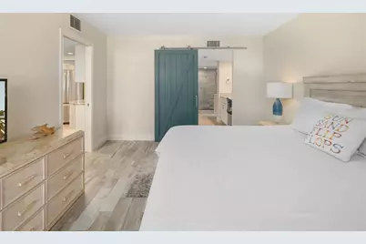 5920 Midnight Pass Road #704, Sarasota, FL 34242 - Photo 19