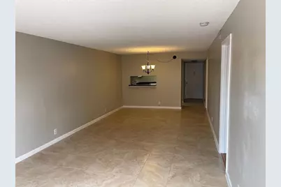 2763 Woodgate Lane #111, Sarasota, FL 34231 - Photo 3