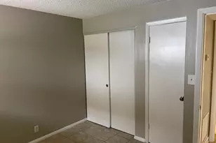 2763 Woodgate Ln, Sarasota, FL 34231 - Photo 19