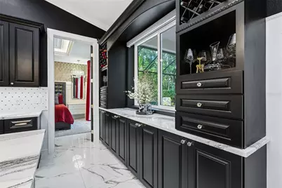 7719 Latrobe Court, Lakewood Ranch, FL 34202 - Photo 13