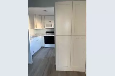 431 Airport Avenue E #204, Venice, FL 34285 - Photo 13