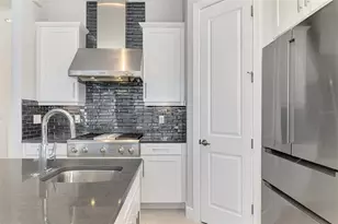 15117 Vivaldi Dr, Nokomis, FL 34275 - Photo 17