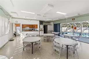 1100 University Pkwy, Sarasota, FL 34234 - Photo 43