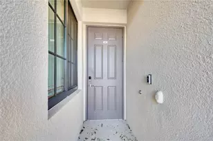 17510 Gawthrop Dr, Lakewood Ranch, FL 34211 - Photo 3