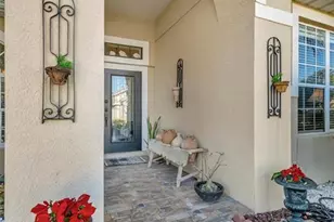 1371 Western Pine Cir, Sarasota, FL 34240 - Photo 9