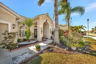 1371 Western Pine Cir, Sarasota, FL 34240 - Photo 5