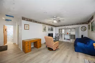 2902 42nd St W, Bradenton, FL 34205 - Photo 7