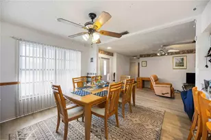 2902 42nd St W, Bradenton, FL 34205 - Photo 11