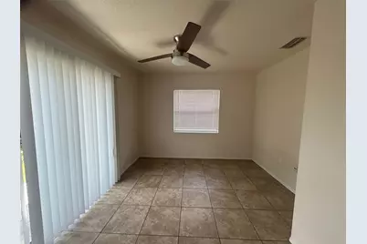 1015 61st Avenue Drive E, Bradenton, FL 34203 - Photo 9