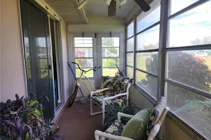 1811 Bedford Ln, Sun City Center, FL 33573 - Photo 11