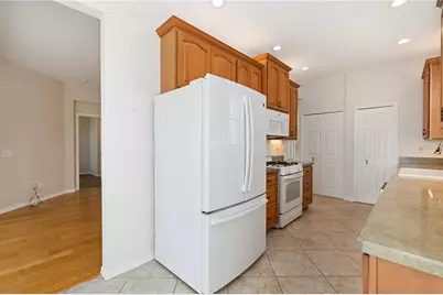 8115 Victoria Falls Circle, Sarasota, FL 34243 - Photo 21