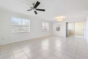 1050 Villagio Cir, Sarasota, FL 34237 - Photo 5