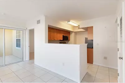 1050 Villagio Circle #102, Sarasota, FL 34237 - Photo 17