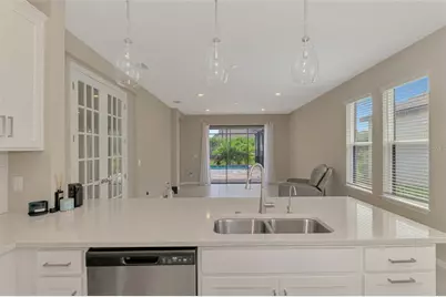 6310 Grandview Hill Court, Bradenton, FL 34203 - Photo 11