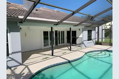 3982 Kingston Drive, Sarasota, FL 34238 - Photo 11