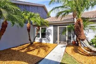 3982 Kingston Dr, Sarasota, FL 34238 - Photo 1