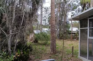 5604 Riverside Dr, Yankeetown, FL 34498 - Photo 9