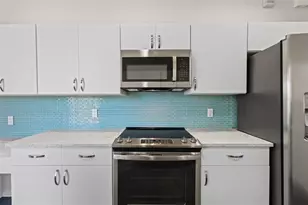 1181 Burgos Dr, Sarasota, FL 34238 - Photo 29