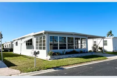 3232 Ash Terrace, Sarasota, FL 34237 - Photo 3