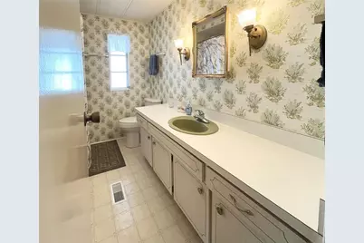 3232 Ash Terrace, Sarasota, FL 34237 - Photo 31