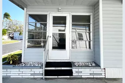 3232 Ash Terrace, Sarasota, FL 34237 - Photo 5