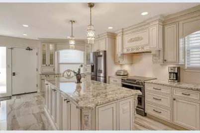 5740 Midnight Pass Road #307, Sarasota, FL 34242 - Photo 11