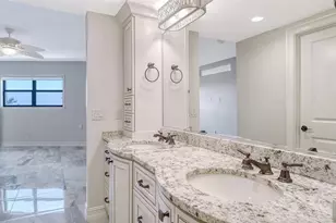 5740 Midnight Pass Rd, Sarasota, FL 34242 - Photo 27