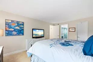 800 Benjamin Franklin Dr, Sarasota, FL 34236 - Photo 15