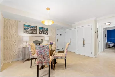 800 Benjamin Franklin Drive #110, Sarasota, FL 34236 - Photo 9