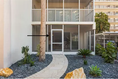 800 Benjamin Franklin Drive #110, Sarasota, FL 34236 - Photo 3