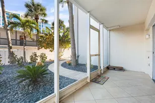 800 Benjamin Franklin Dr, Sarasota, FL 34236 - Photo 23