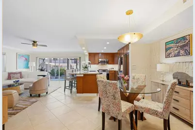 800 Benjamin Franklin Drive #110, Sarasota, FL 34236 - Photo 7