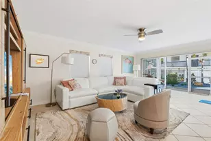 800 Benjamin Franklin Dr, Sarasota, FL 34236 - Photo 11