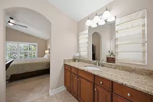 12012 Longview Lake Cir, Bradenton, FL 34211 - Photo 29