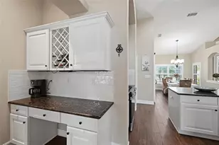 12012 Longview Lake Cir, Bradenton, FL 34211 - Photo 17