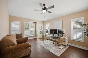 12012 Longview Lake Cir, Bradenton, FL 34211 - Photo 9