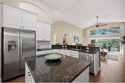 12012 Longview Lake Circle, Bradenton, FL 34211 - Photo 15