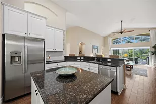 12012 Longview Lake Cir, Bradenton, FL 34211 - Photo 15