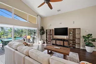 12012 Longview Lake Cir, Bradenton, FL 34211 - Photo 23